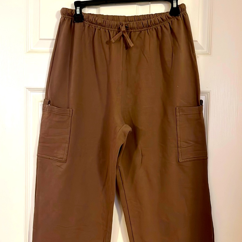 Lulu-B crop pants